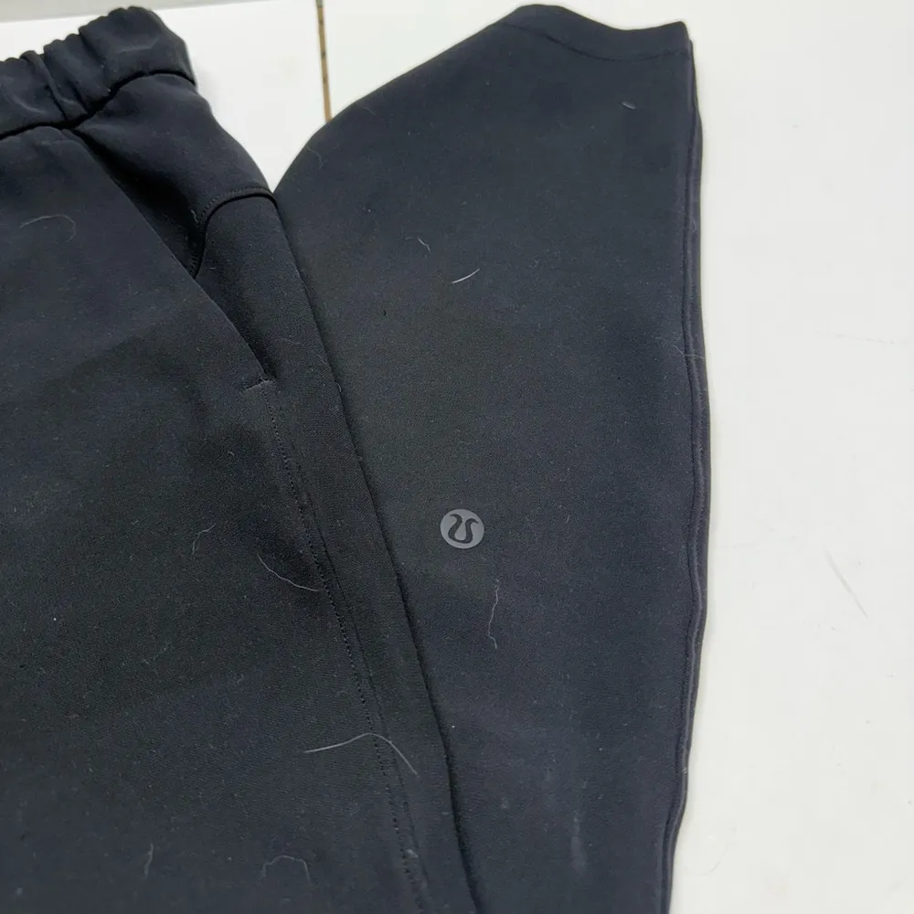 Lululemon On The Fly Woven Pants - Image 2