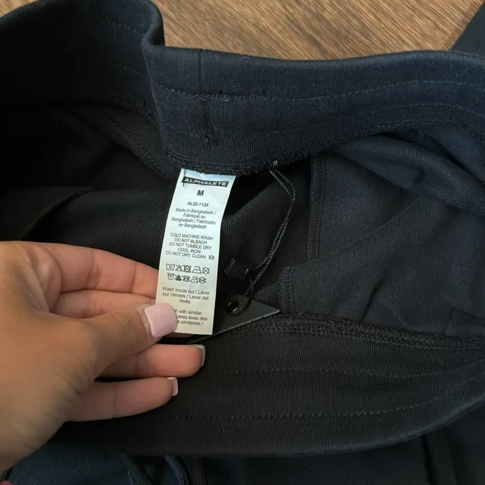 Alphalete  pants - Image 3