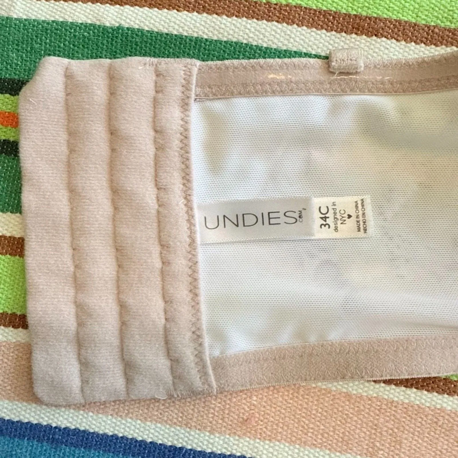 Undies Snakeskin Print Strapless Balconette Bra in Pastel Pink & Cream size 34C - Image 3