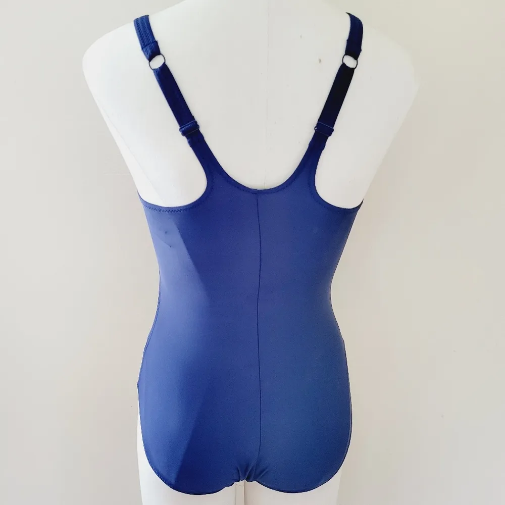 Aqua Sphere Siena training swimsuit size 6 - Image 4