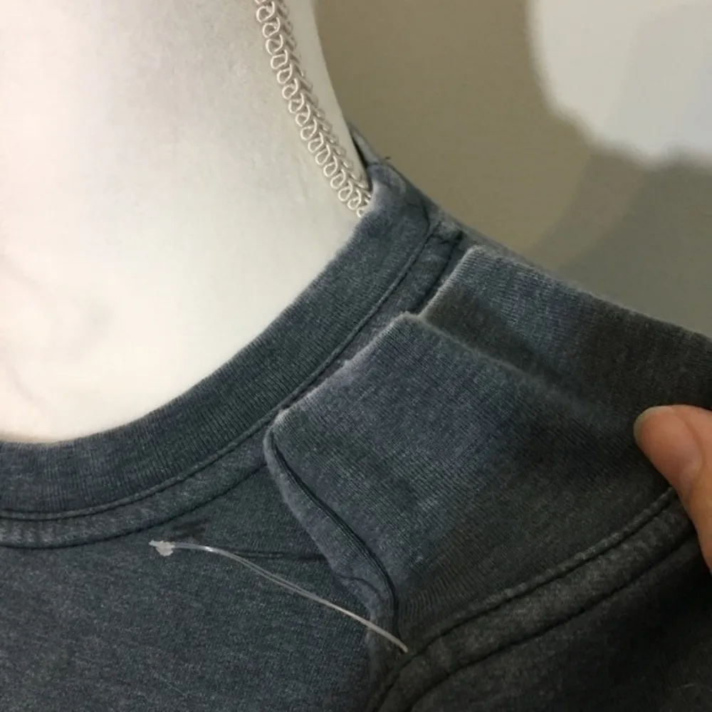 NWOT ❤️ Yoga Sweatshirt Sweater Top Crewneck New - Image 4