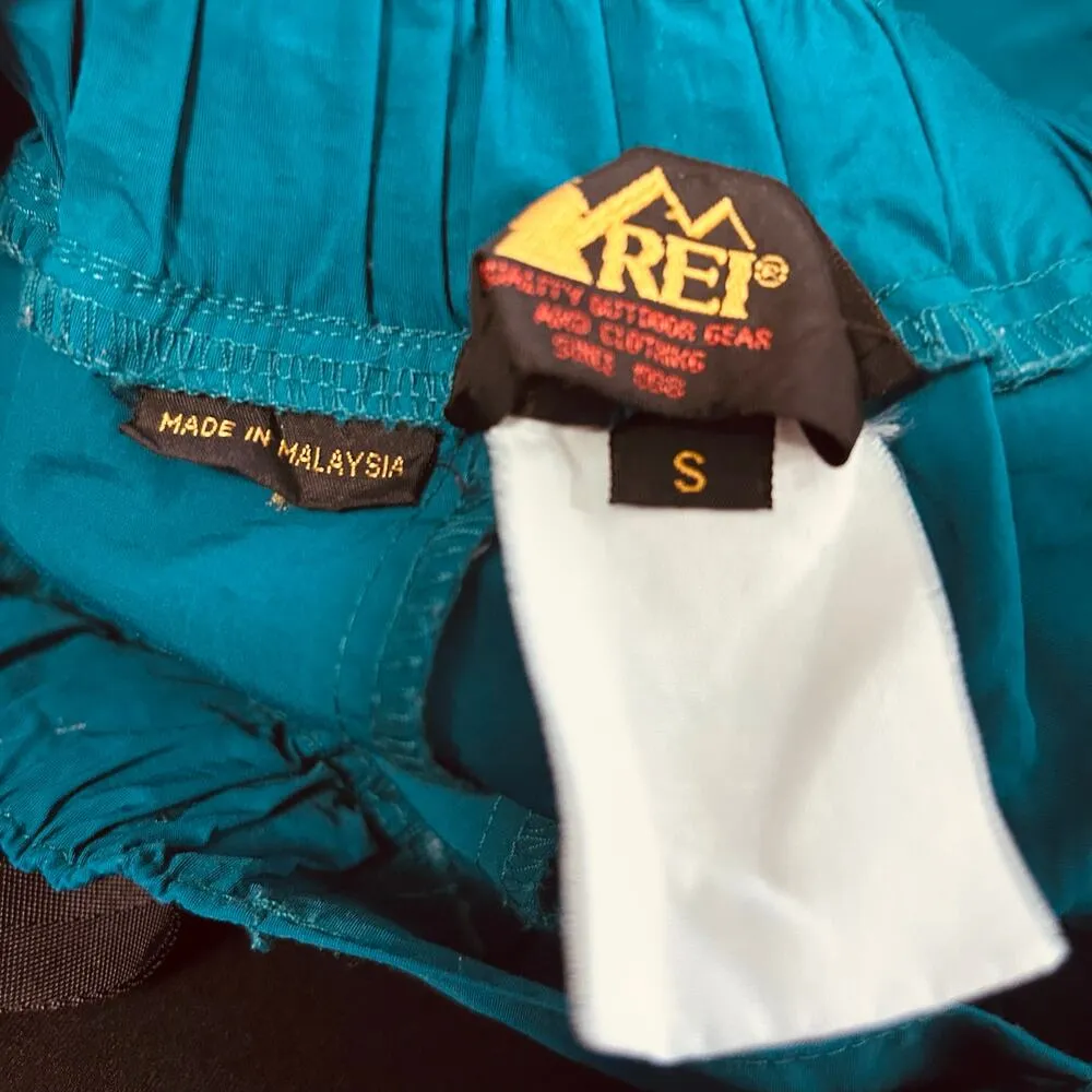 90s Vintage REI Cargo Hiking Shorts Nylon Teal Blue Women's Small Gorpcore Belt - Image 2