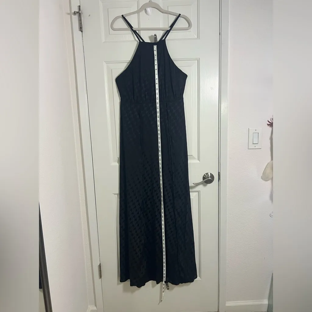 ASTR the label -  Black Spaghetti Strap Tied Back Maxi Dress‎ Size Medium - Image 5