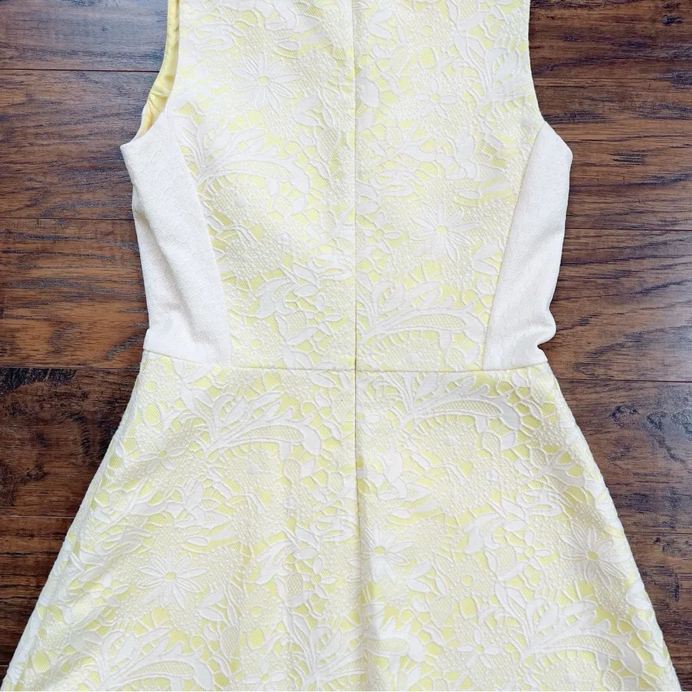Badgley Mischka • yellow floral mini dress white trompe l'oeil lace knit skater - Image 9