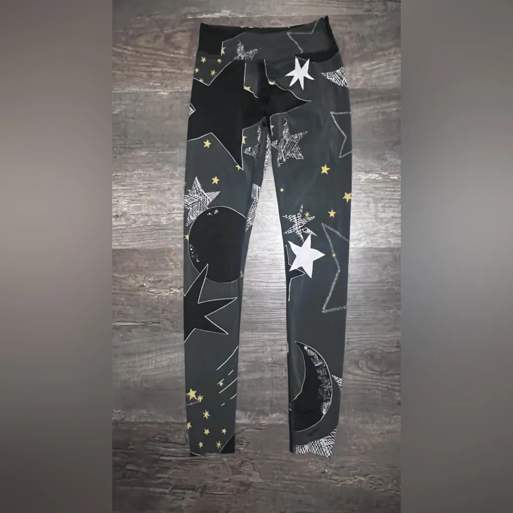 FINAL PRICE Beyond Yoga Galaxy Leggings - Image 3