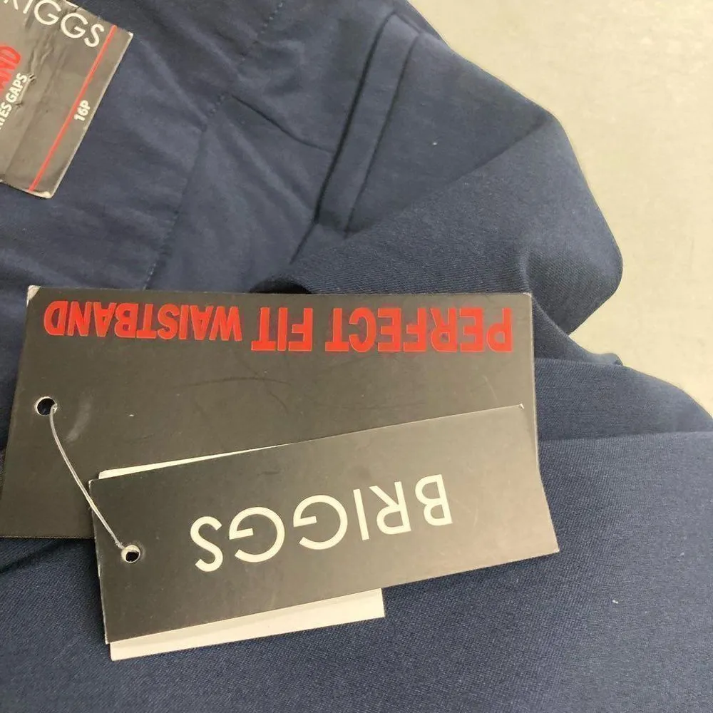 BRIGGS New York Navy Women’s Dress Pants Size 16P New With Tags - Image 3