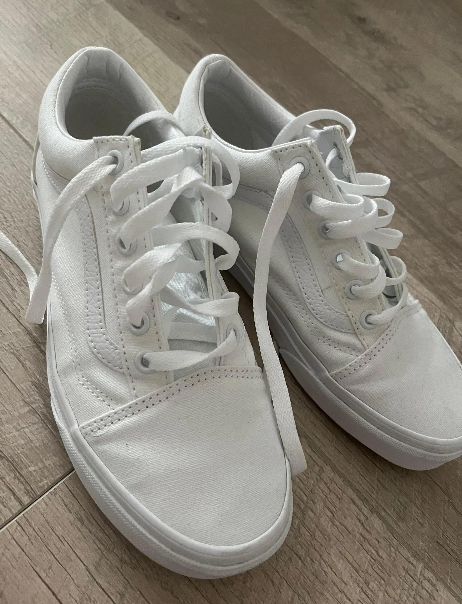 Vans White - Image 2