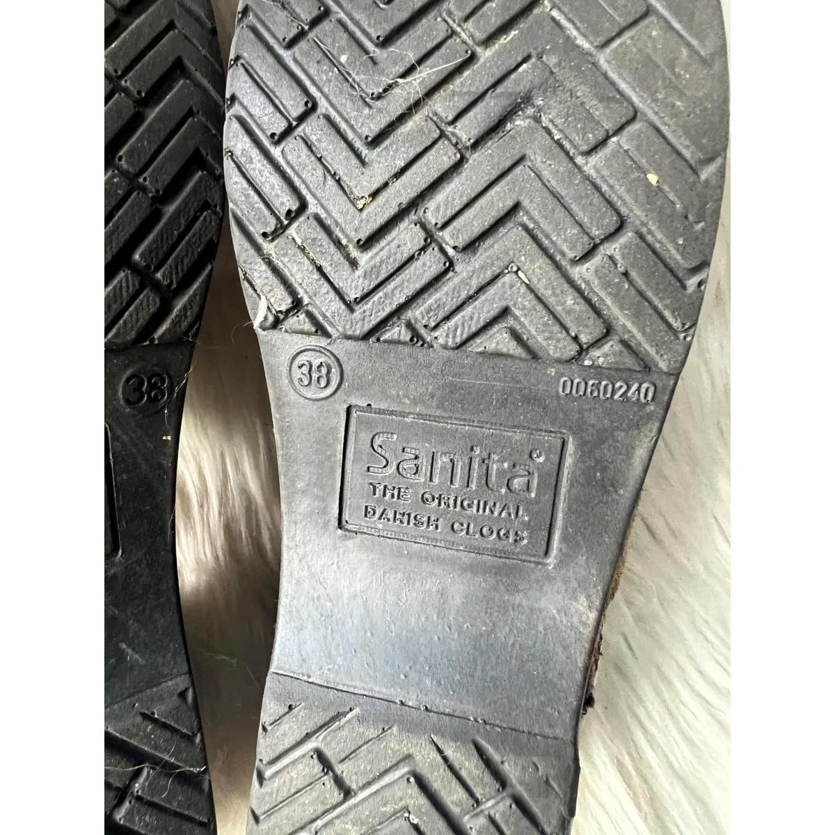 Dansko  Brown Suede Clogs Mule Shoes Size 38 - Image 4