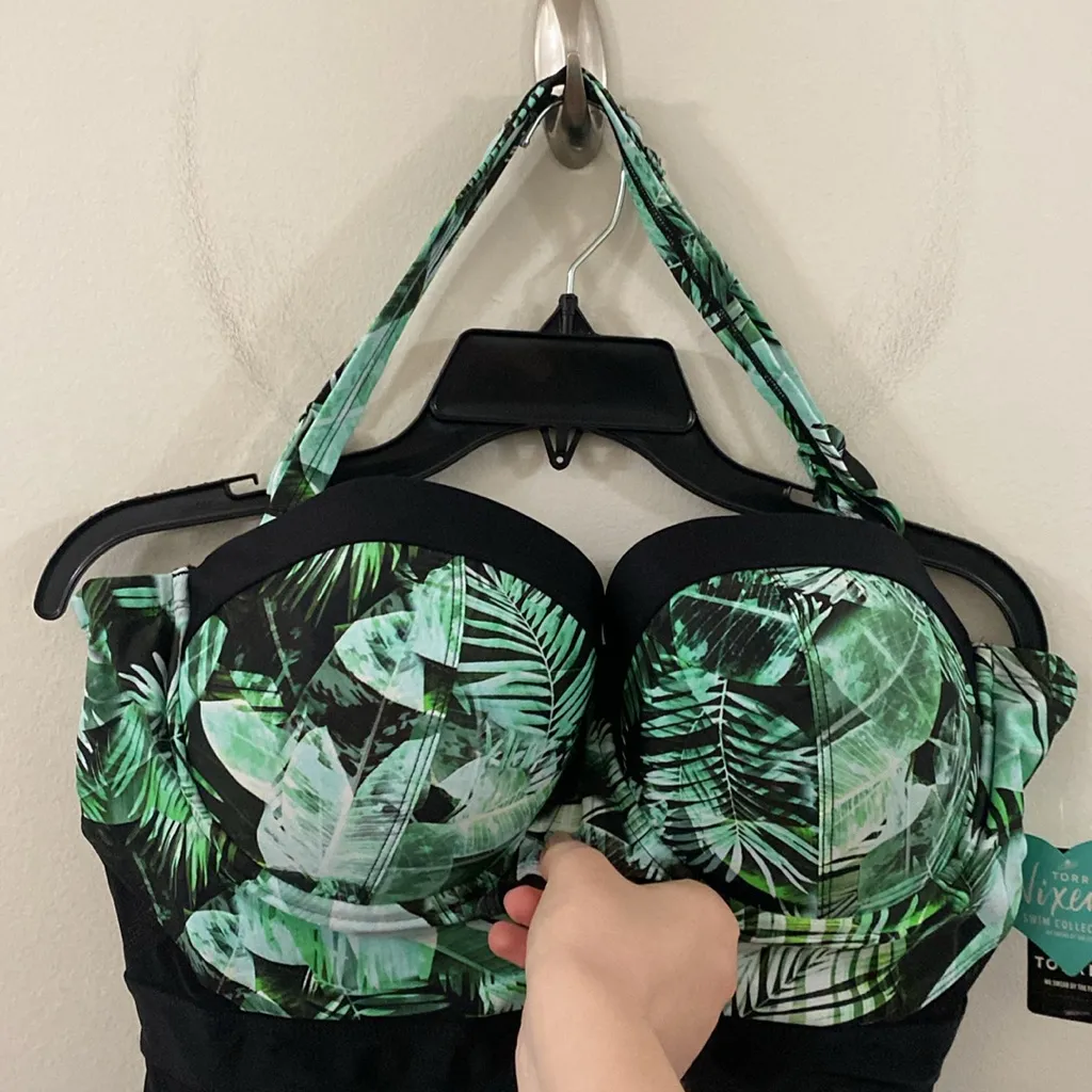 Torrid Vixen Green Palm cutout mesh detail push-up padded bra one piece swimsuit - Image 4