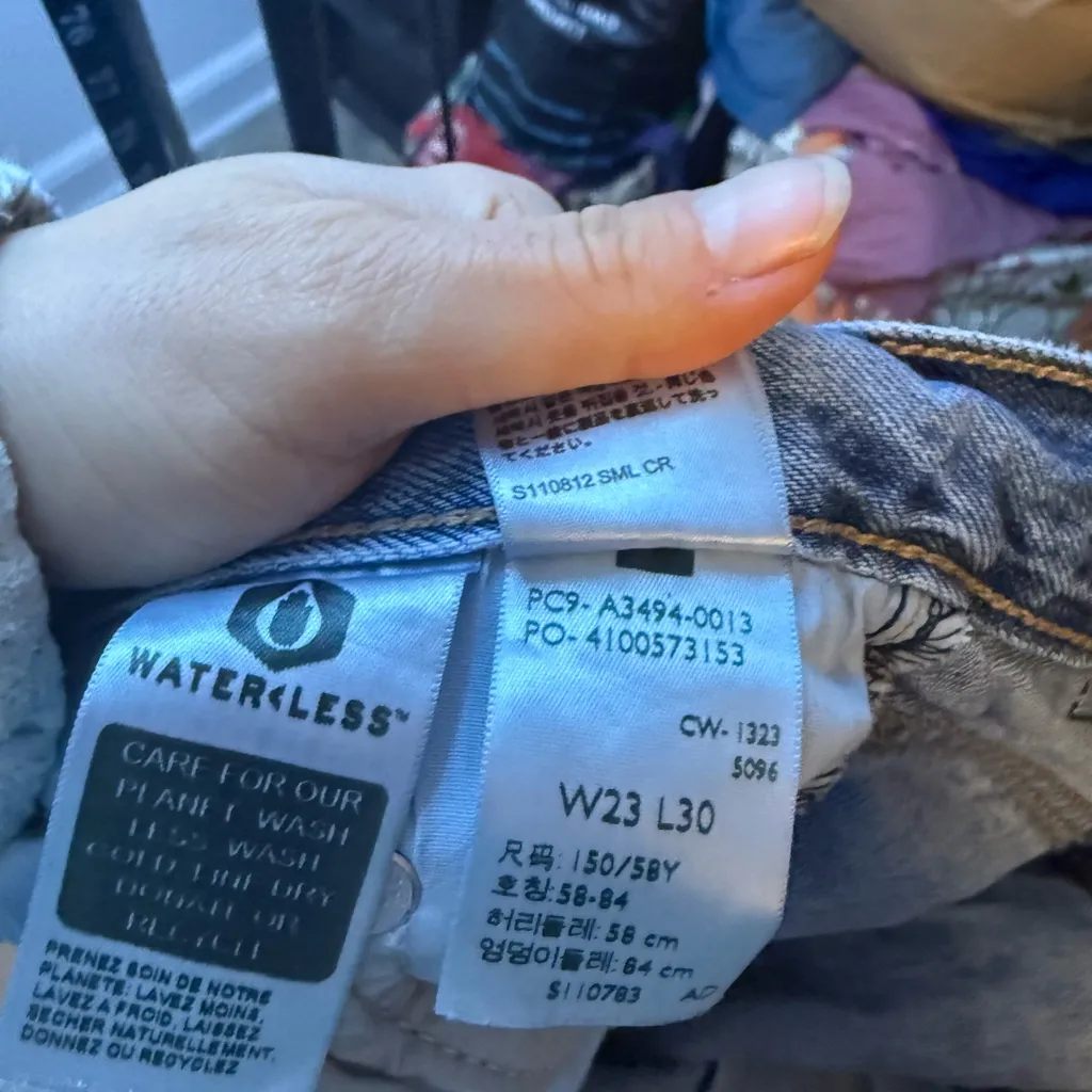 Levi’s Baggy Dad Jeans - Image 5