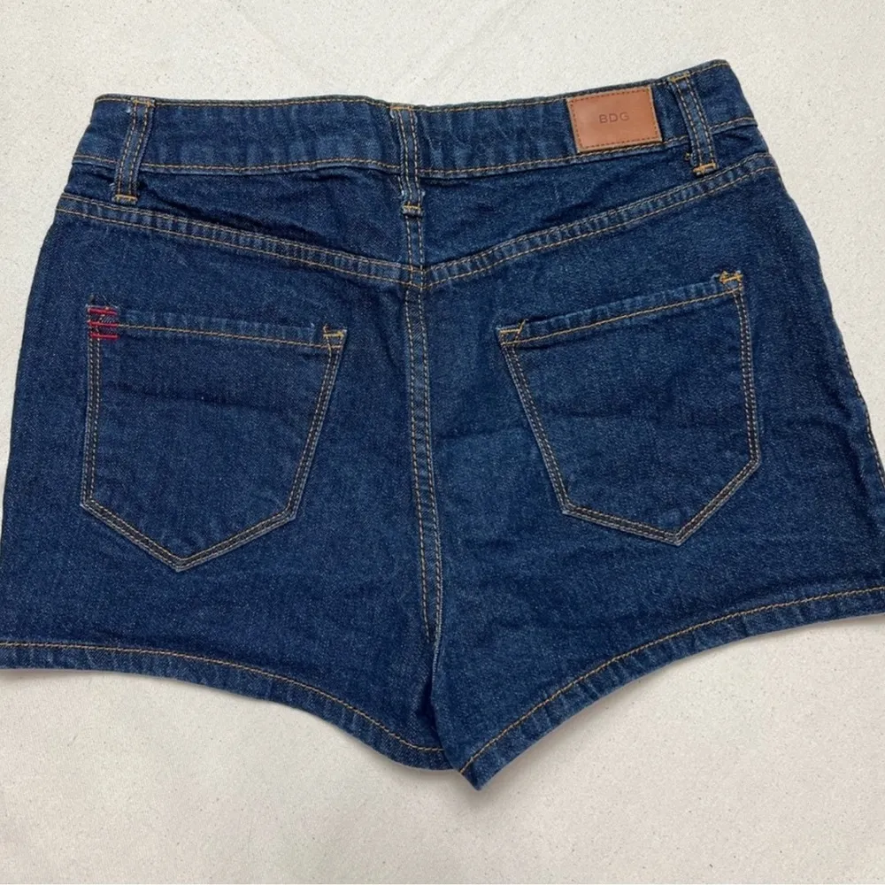 BDG NWOT Dark Blue Jean Shorts - Image 4