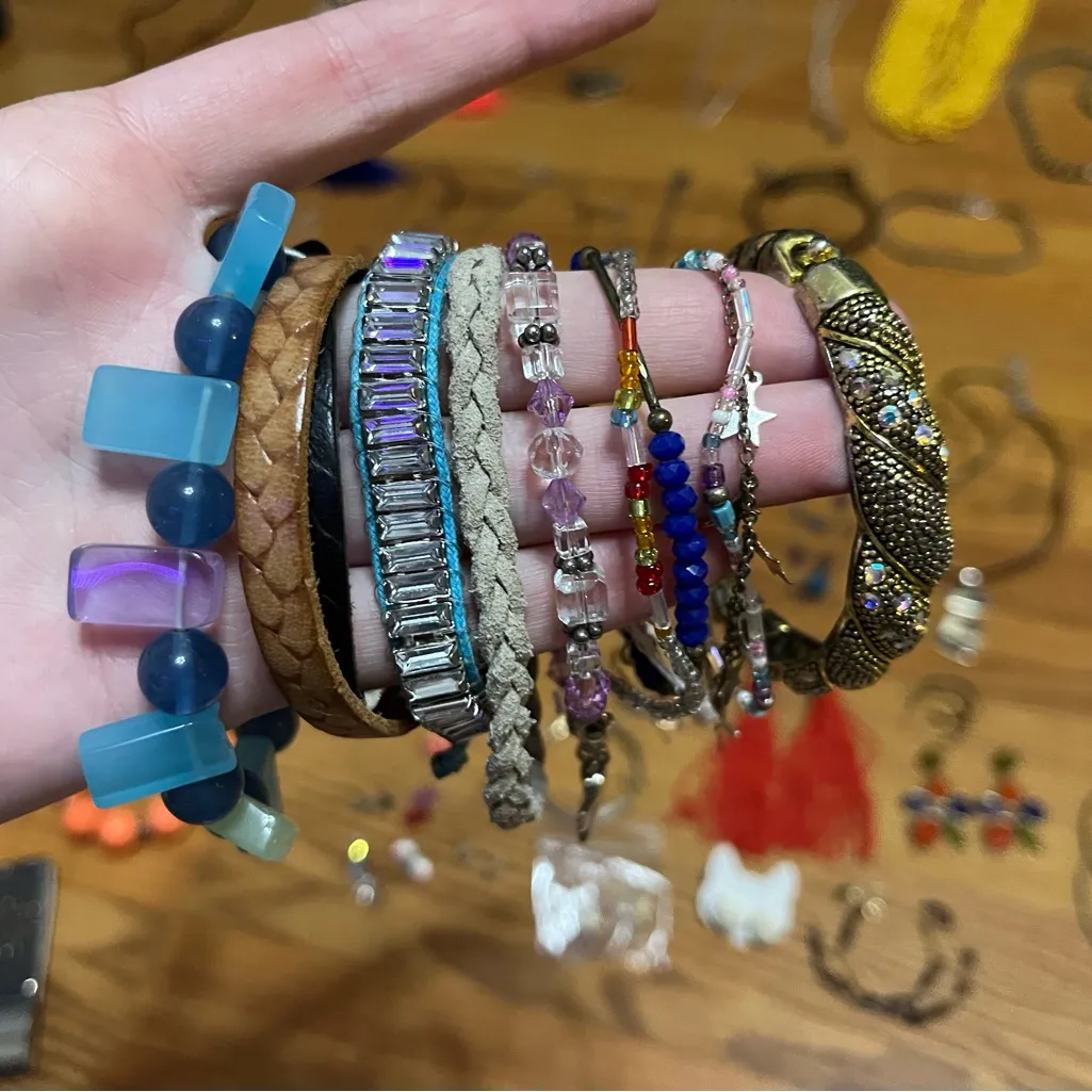 Huge jewelry lot!! - Image 2