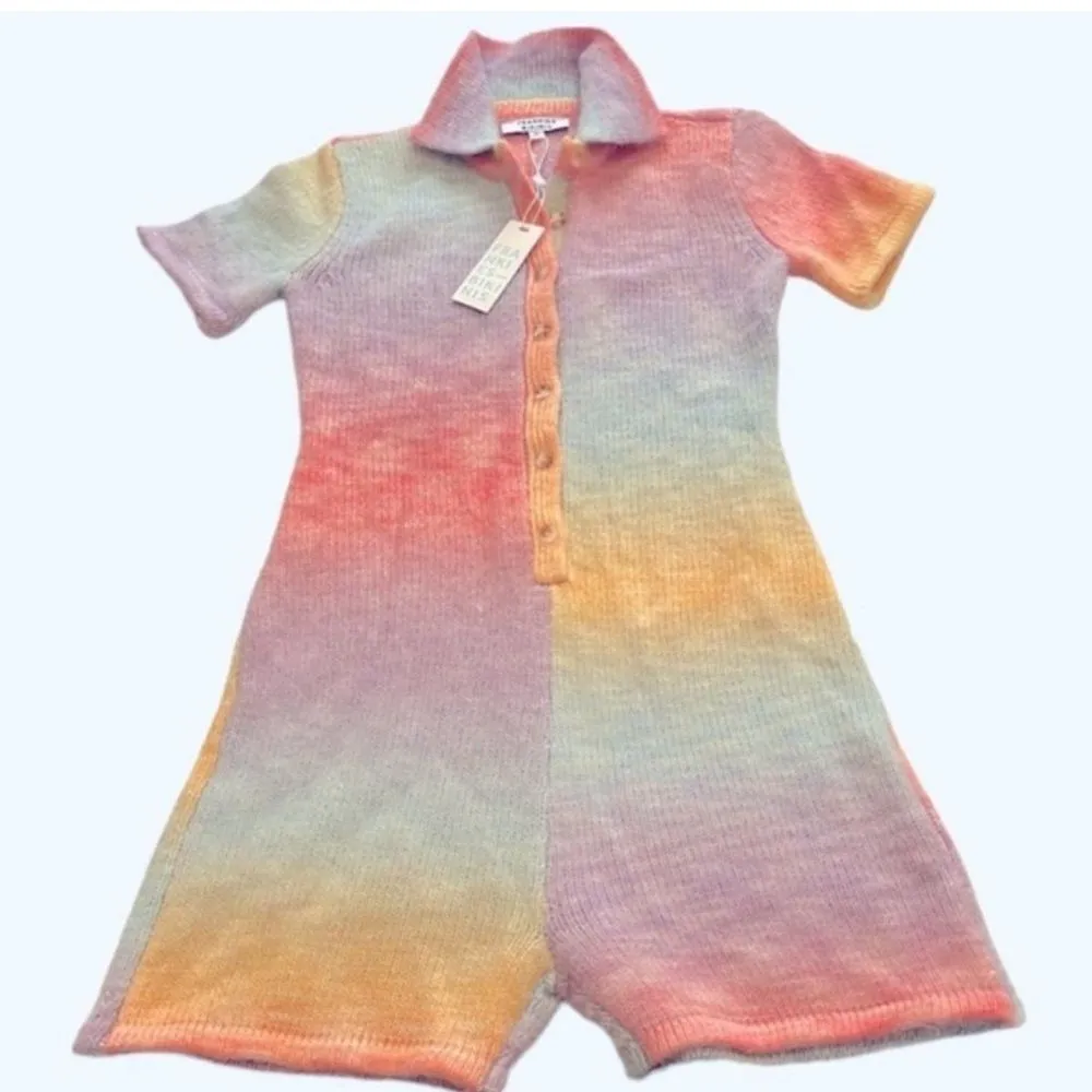 Frankies Bikinis NWT “Rose”knitted short sleeved shorts romper, size small. - Image 6