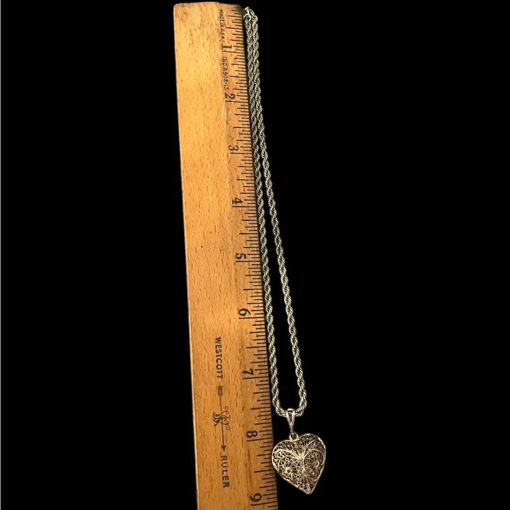 VTG Estate Silver Gold Tone Heart Shaped 3 Pc. Set Pendant Necklace Earrings - Image 13