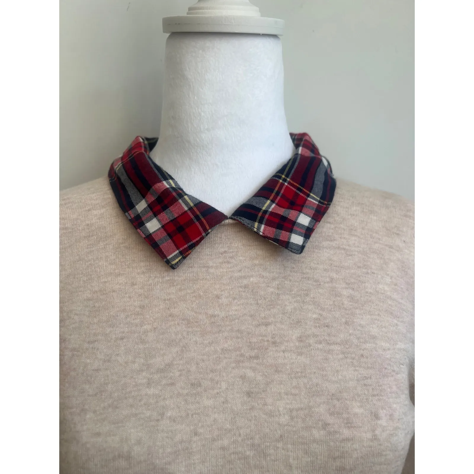 J. Crew long sleeve shirt‎ Women's size s Beige with Plaid Collar & Hem Tan - Image 3