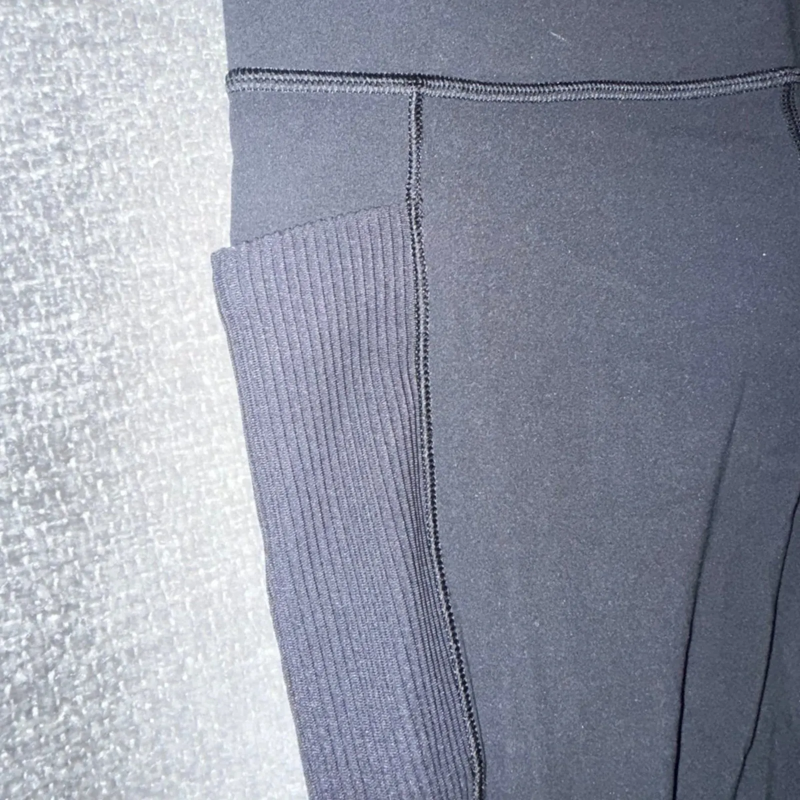 Athleta salutation 7/8 Black Leggings M-Tall - Image 3