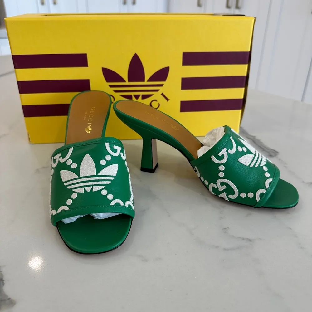 Gucci x Adidas Logo Slide Sandals - Image 3