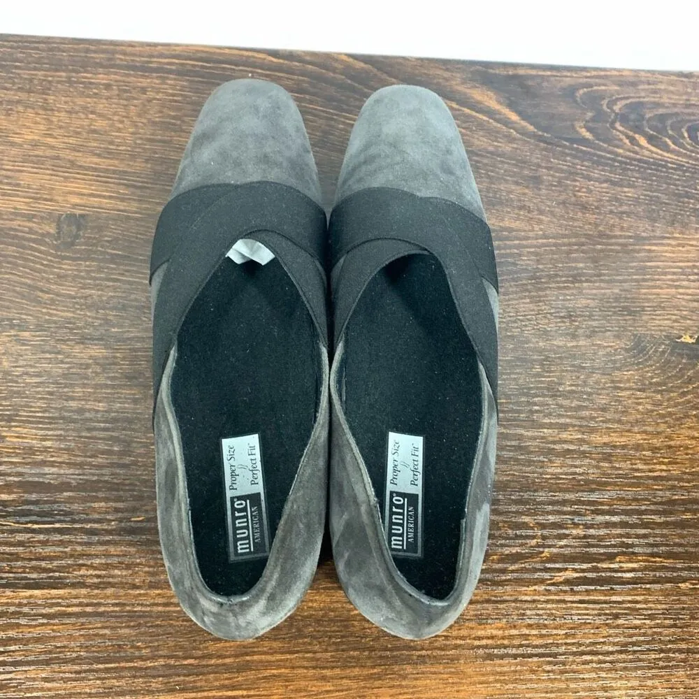 Munro American Suede Low Wedge Shoe Size 8 Narrow - Image 7