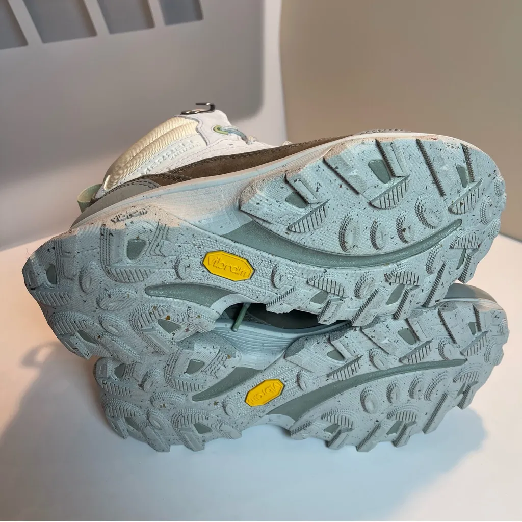 New Merrell Speed Solo MXD Mid Waterproof Hiking Boots Cream Beige Women's Sz 6 - Image 6
