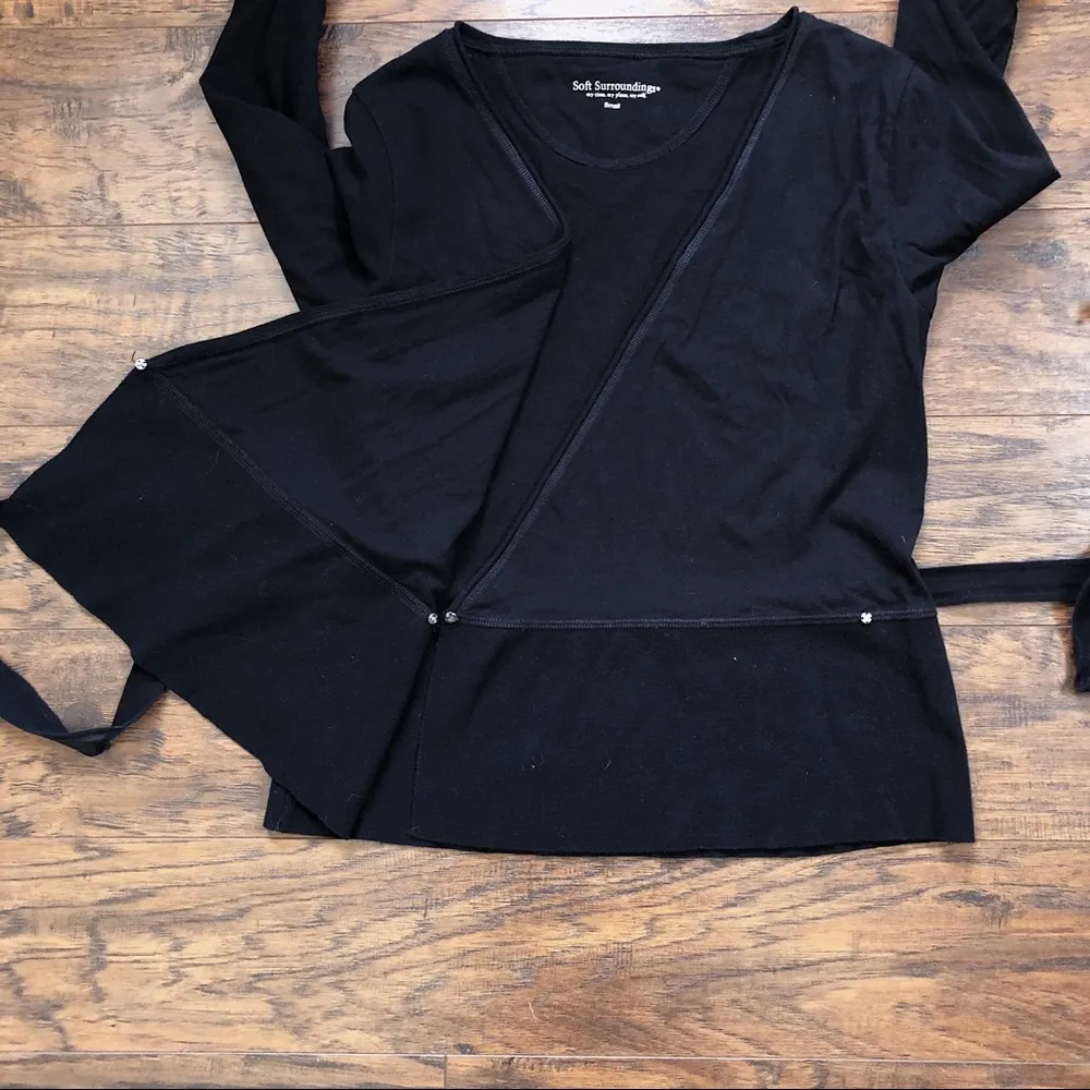 Soft Surroundings • black knit wrap top tie waist surplice ribbon belt - Image 7
