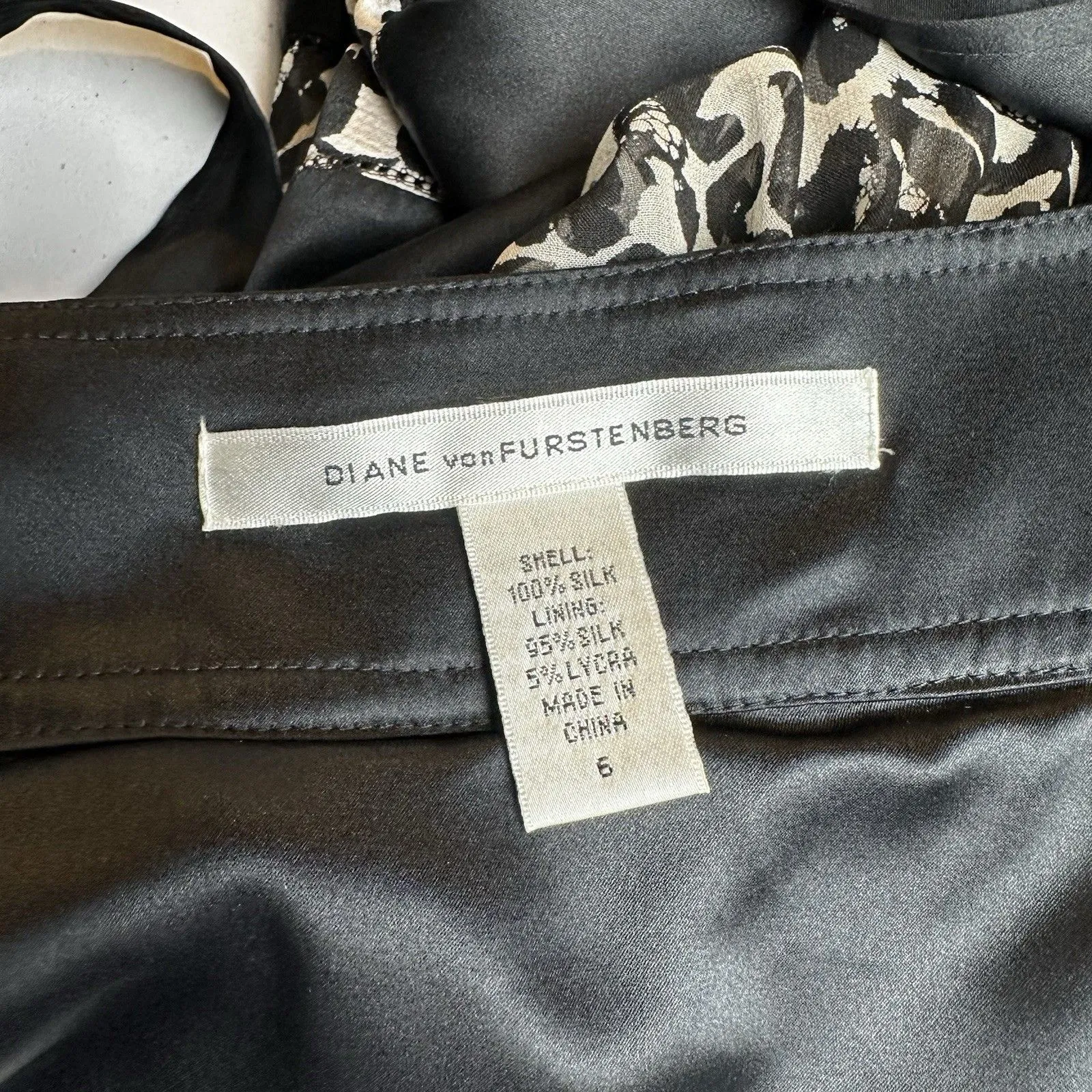 DVF Diane von Furstenberg Abby Silk Dress 6 Small | Floral Tiered Holiday Party - Image 5