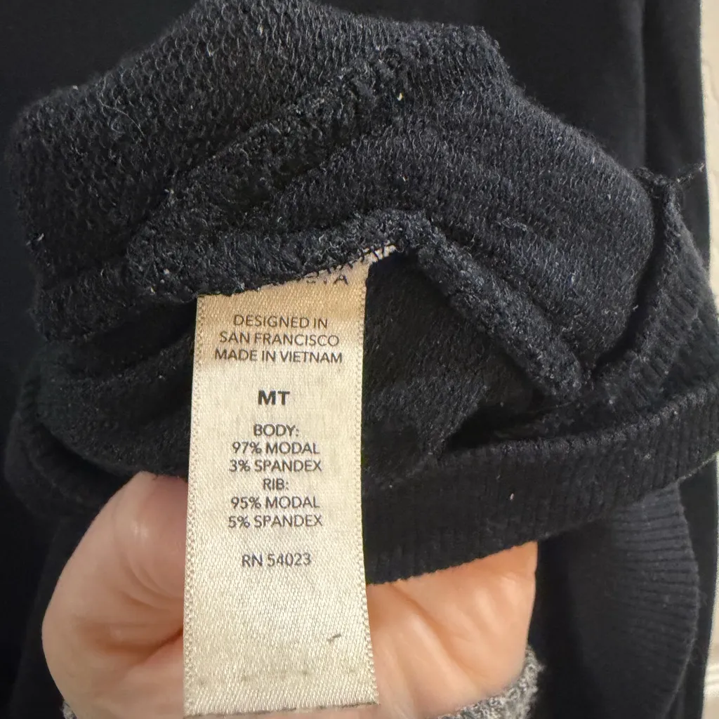 Athleta Black Long Sleeve Top - Image 4