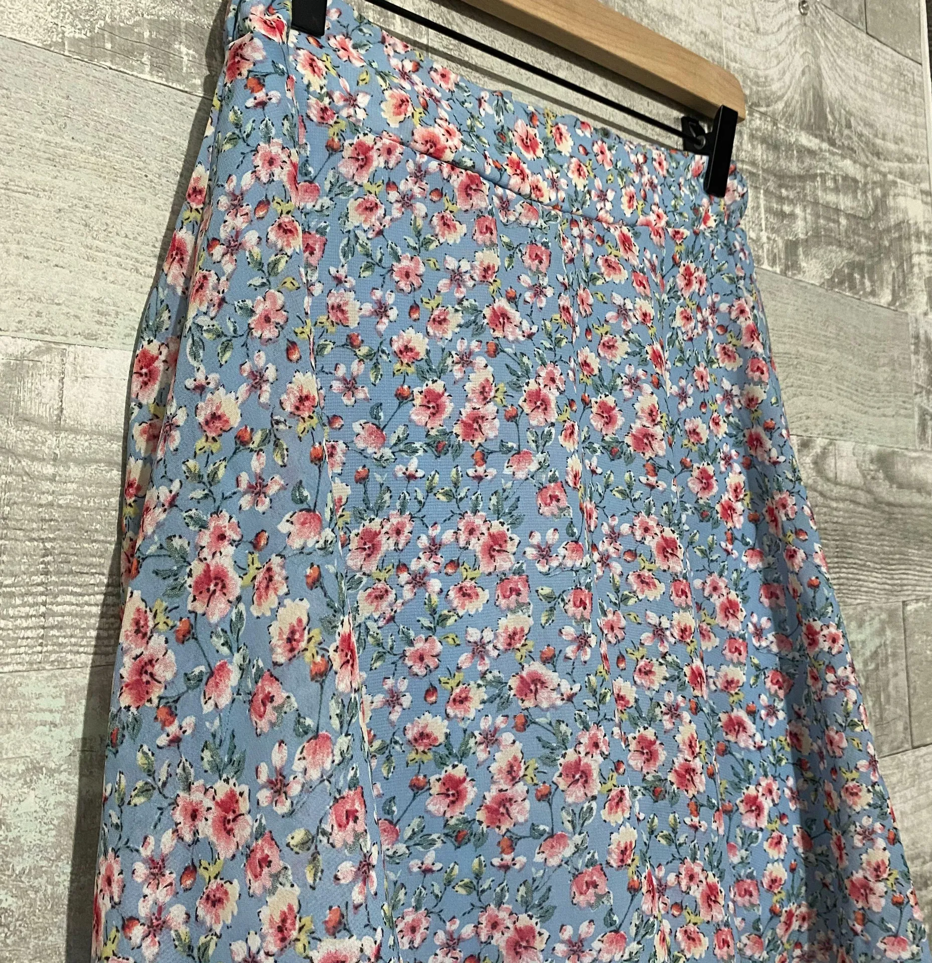 New York Floral Flower Skirt Small Ladies - Image 3
