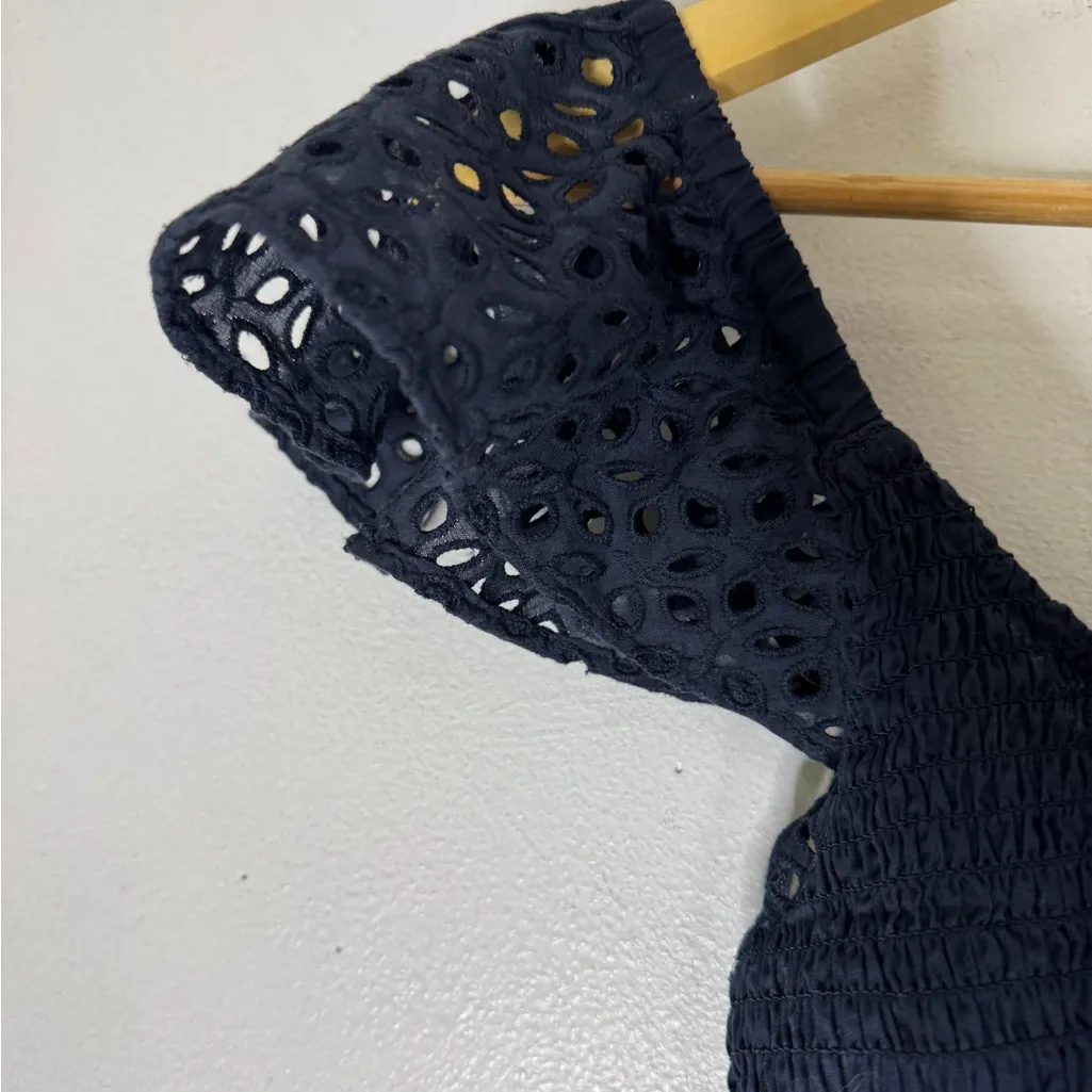 NWT H&M Navy Blue Smocked Crop Top Eyelet Sleeve‎ Detail XS - Image 3