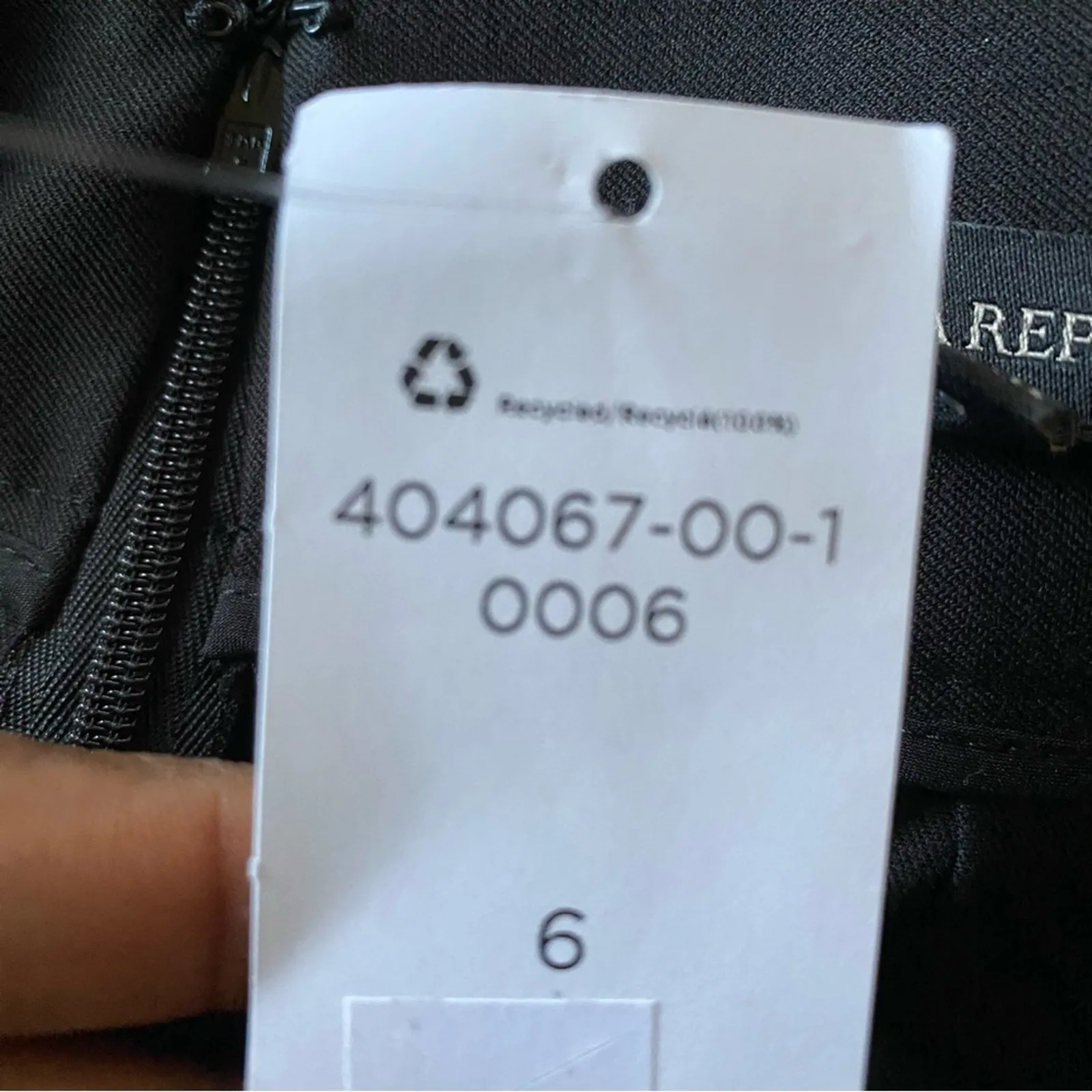 Banana Republic Pencil Skirt Pullon Elastic Waist Black With Gold Zipper 6 NWTs - Image 4