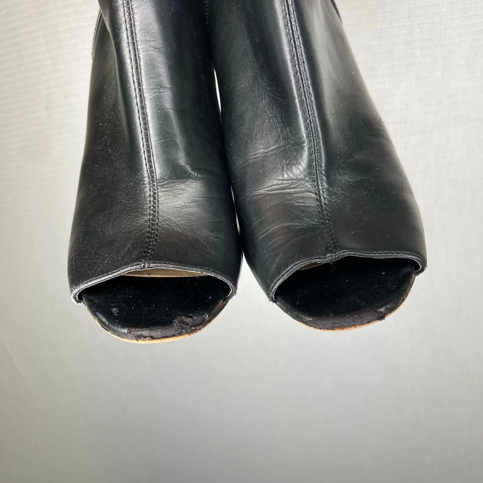 DKNY | Leather Black‎ Bootie Heel Toe Peek 8 - Image 3