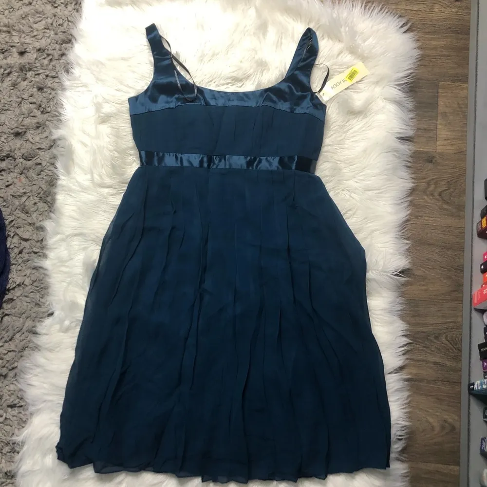 NWT maggy london teal pleated silk dress size 10 - Image 3