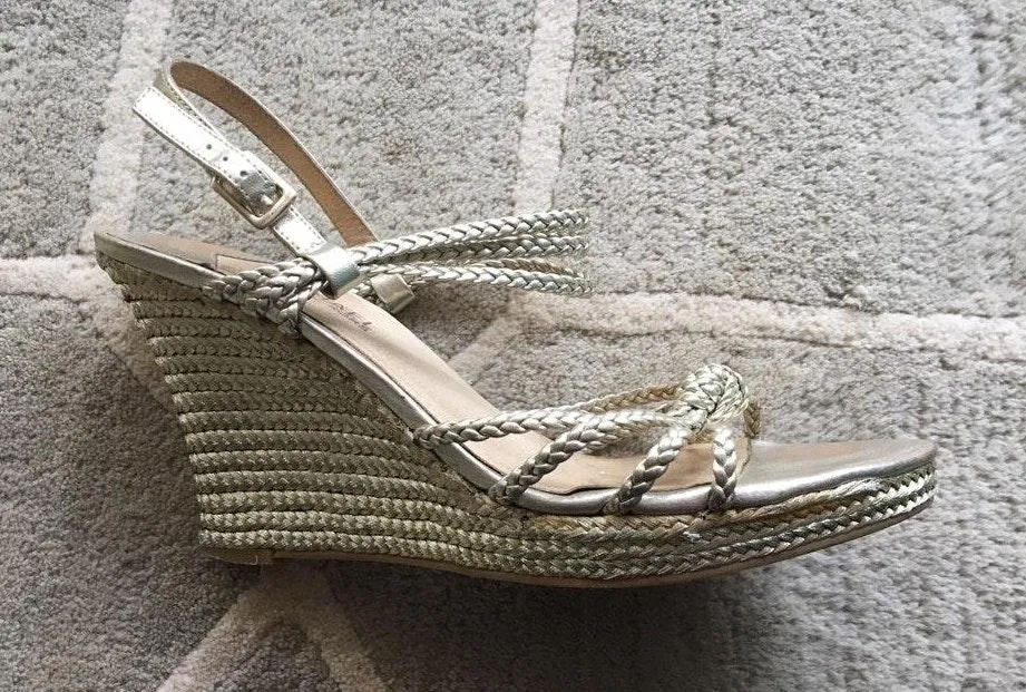 Michael  Wedges - Image 3