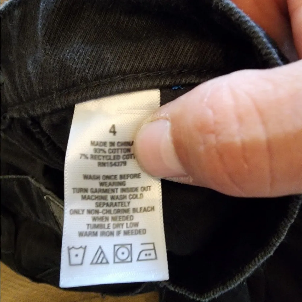 aeropostale mom jeans black size 4 - Image 4