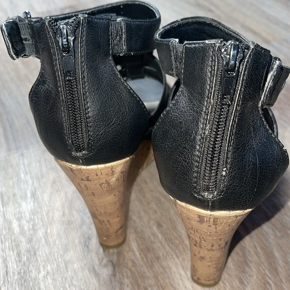 G by Guess Caged Wedge Sand Size 10 Medium - Image 7