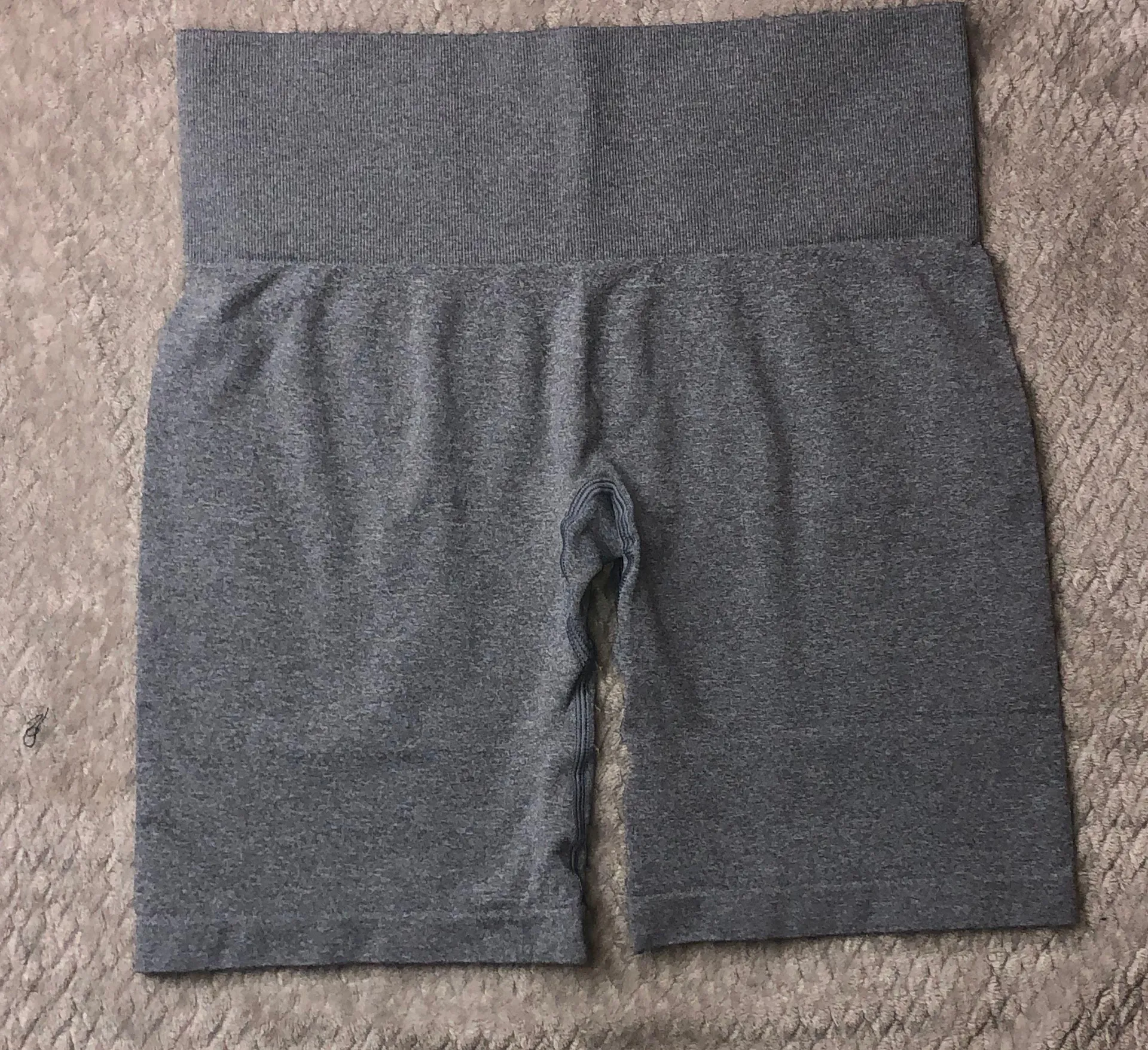 Gray Seamless Contouring Biker Shorts Size XS - Image 3