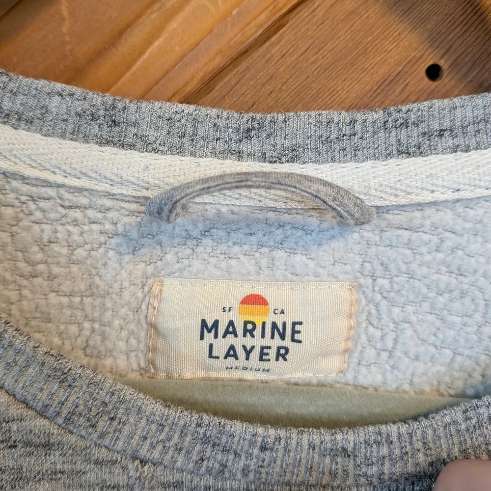 Marine Layer Heather Gray Women's Sweater Size Medium - Image 2