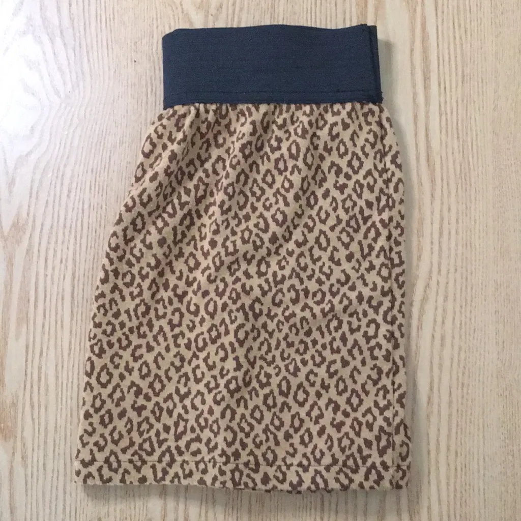 Womens Say What? Leopard Print Skirt with Black Waistband Size Medium 13” Waist - Image 4