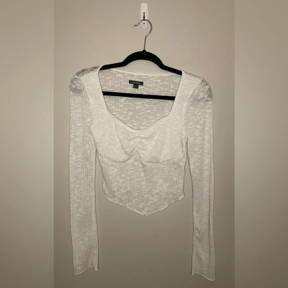 Target - Wild Fable Long Sleeve Sweetheart Crop Top, White, Size S, EUC - Image 3