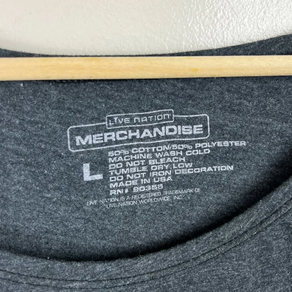 Aerosmith Cropped Graphic T-shirt Womens Size Large Gray Off the Shoulder Band - Image 3