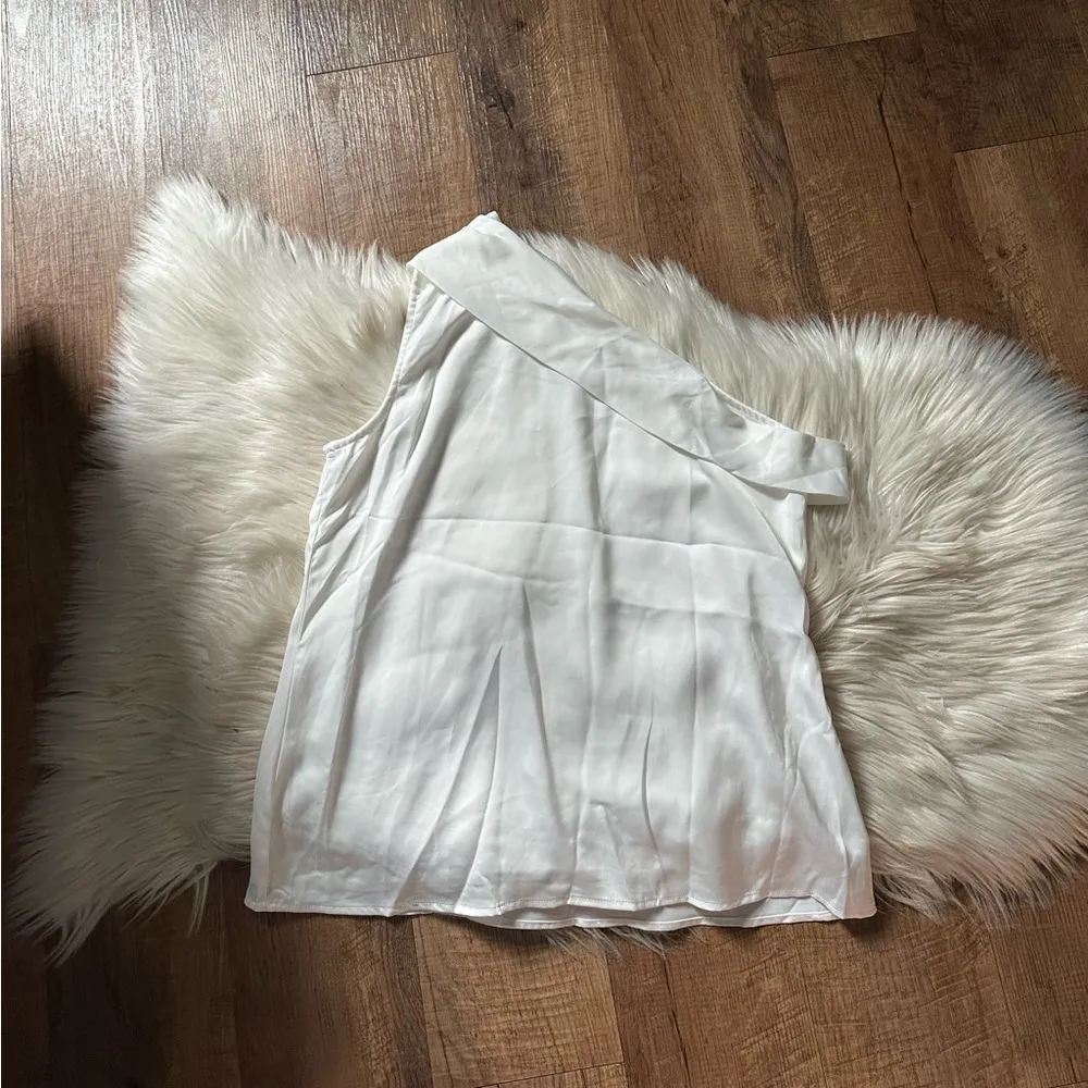 RUMORED Catalina Top In White - Image 4