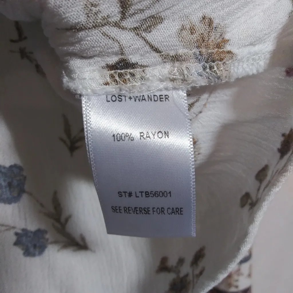 Lost + Wander Tulum Bell Sleeve Floral V-Neck Long Sleeve Women's Top Sz S - Image 7
