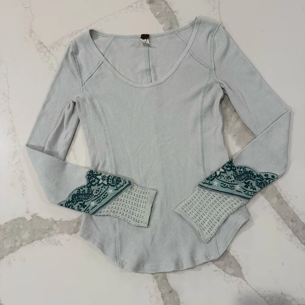 Free People Bandana Cuff Waffle Knit Thermal Long Sleeve Top Women’s Large Mint - Image 4