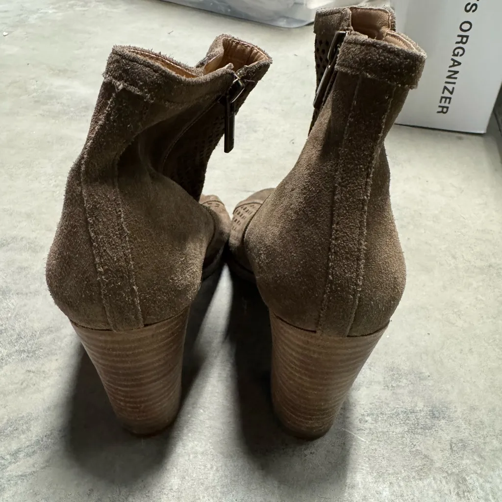 Lucky Brand Green Suede Ankle Boots - Image 2