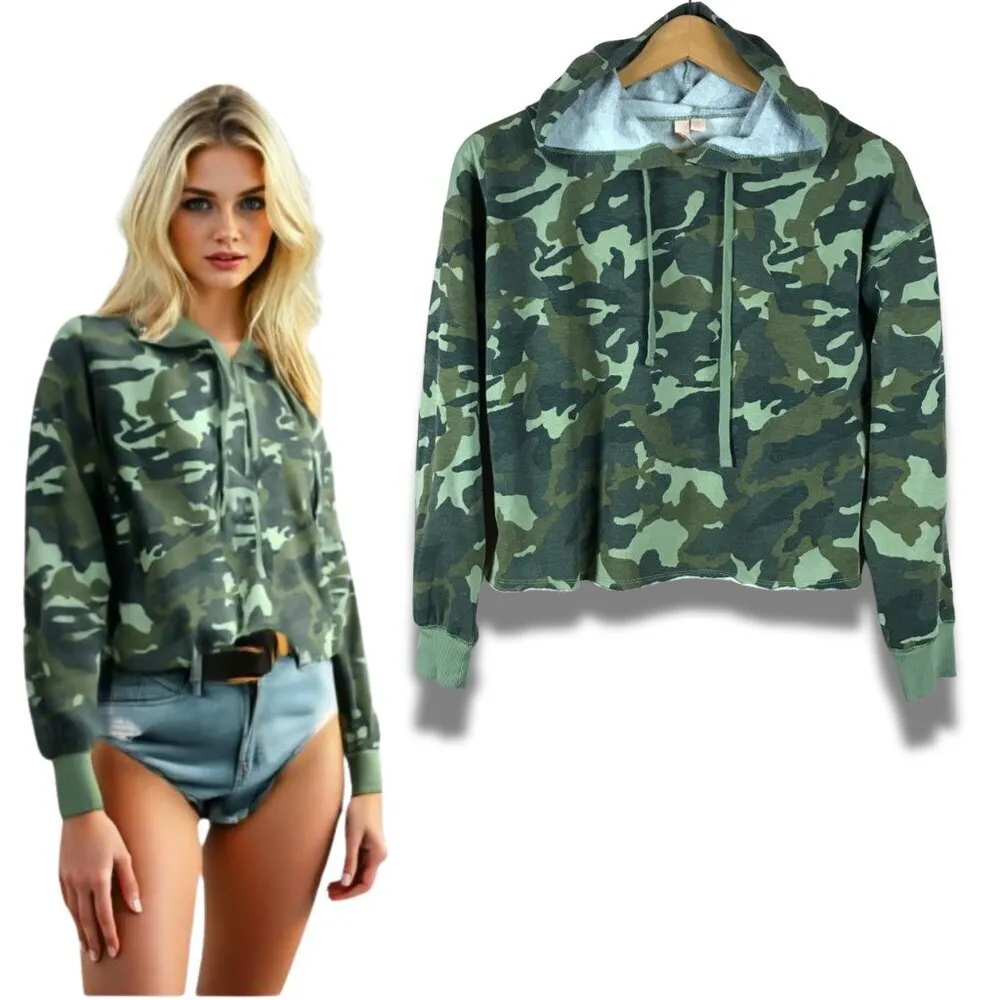 NEW Cropped Green Camo Fleece Hoodie SMALL - Image 2