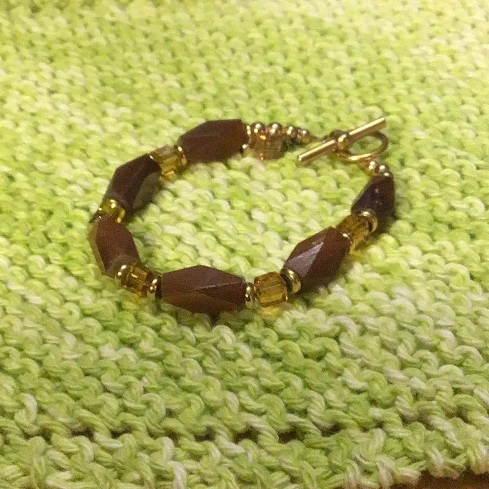 Glam toggle bracelet.​​ - Image 2