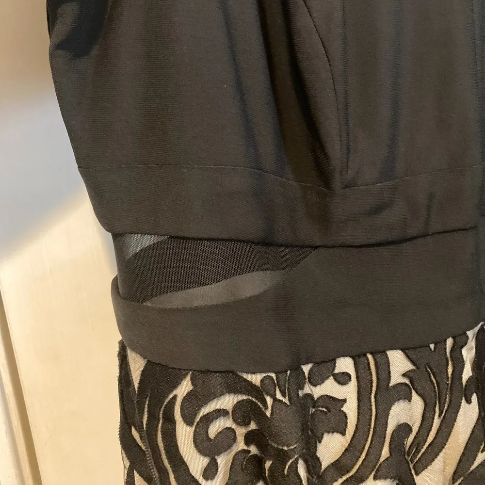 Xscape women's size 22w see through lace triple fluff lined double v neck dress - Image 3