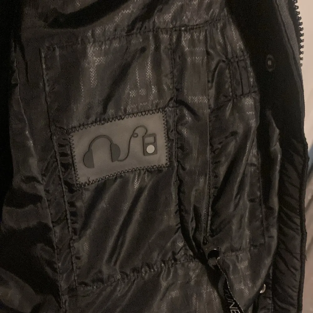 American Eagle Outfitters Puffer Women’s Size Large Black Color Jacket - Image 10