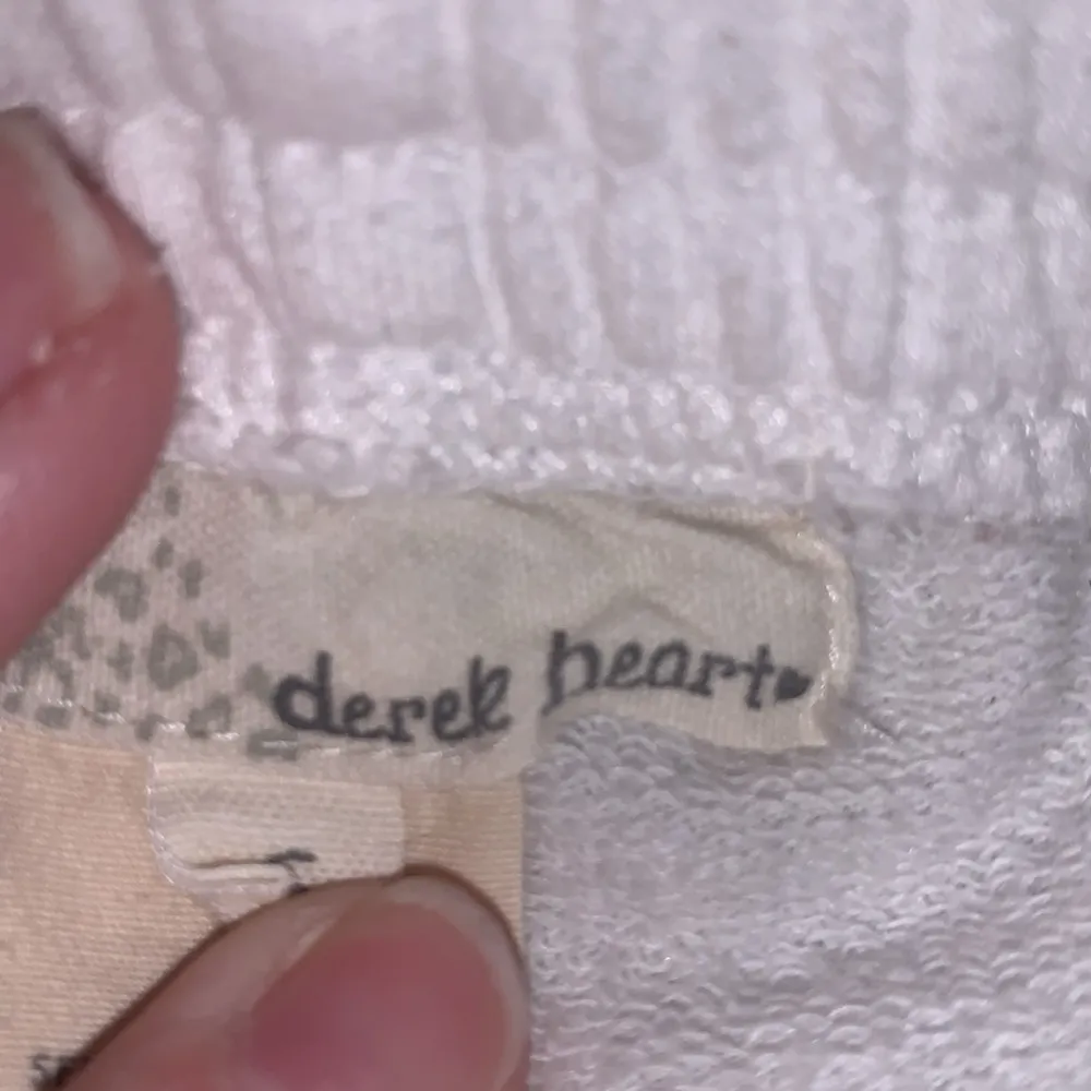 Derek Heart  white 1981 jogger style sweatpants - Image 9