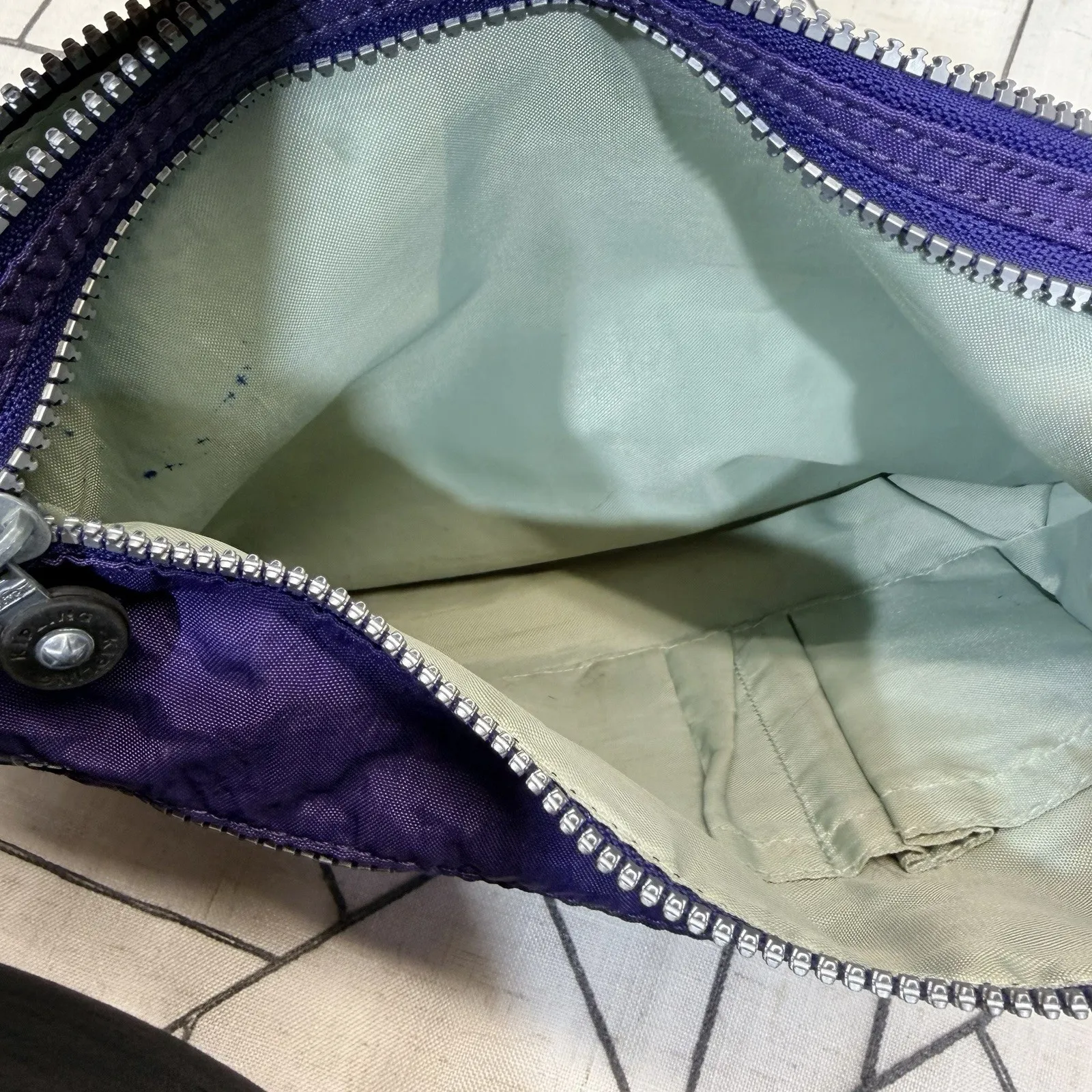 Kipling Crossbody Purse Shoulder Bag Purple Stamped Nylon Lightweight NO MONKEY - Image 8