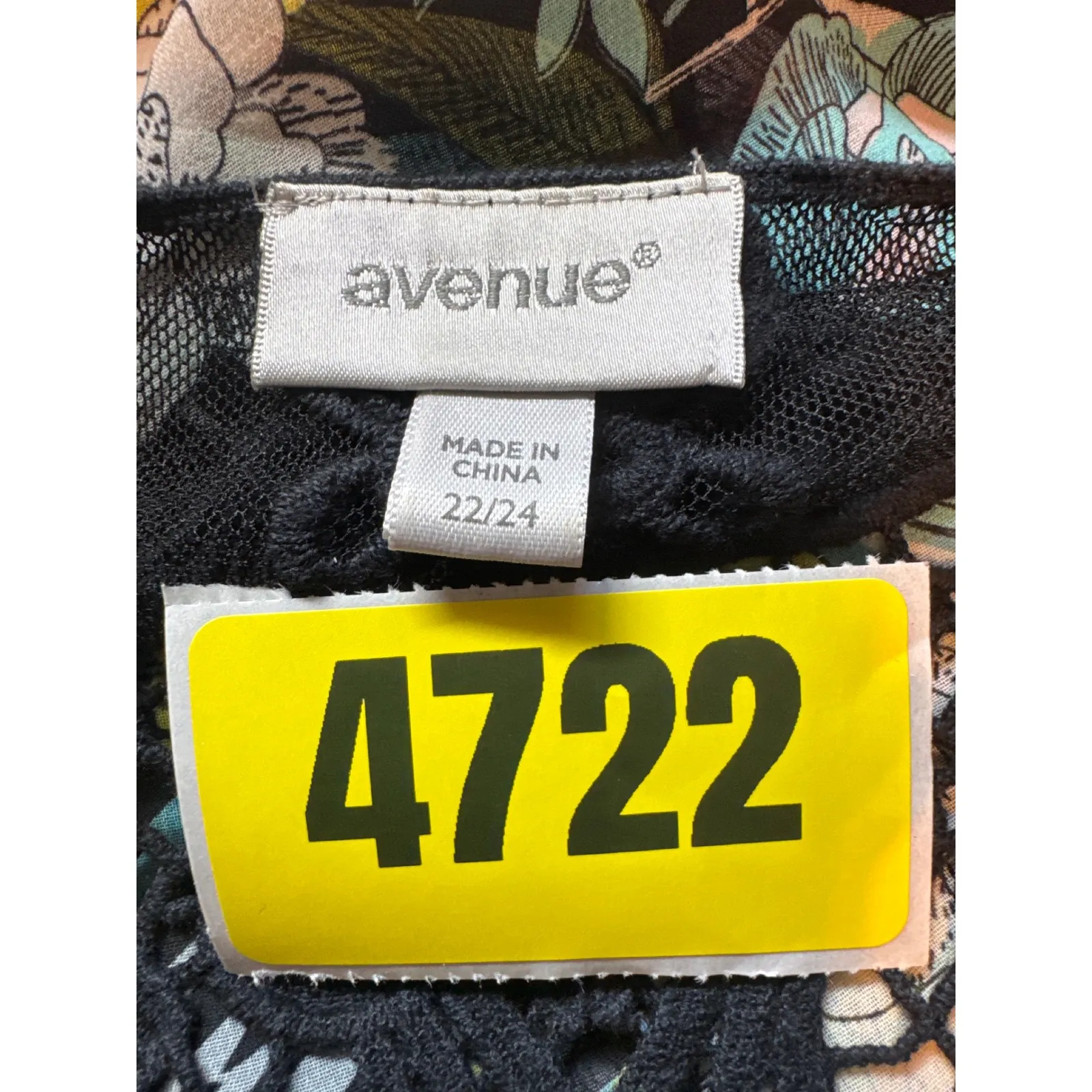 Avenue Floral Print Kimono Open Front Plus Size 22/24 Black Lace Trim Topper - Image 7